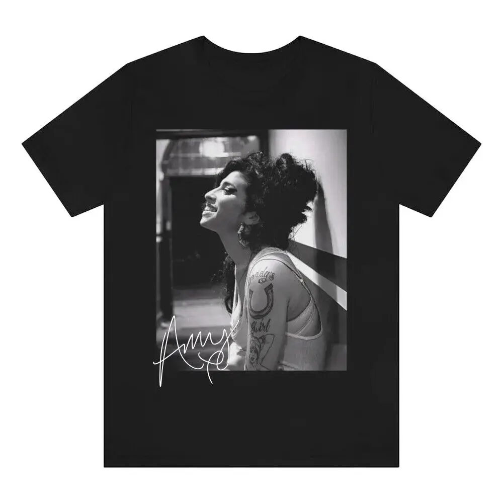 Amy winehouse - Artist Signature T-shirt