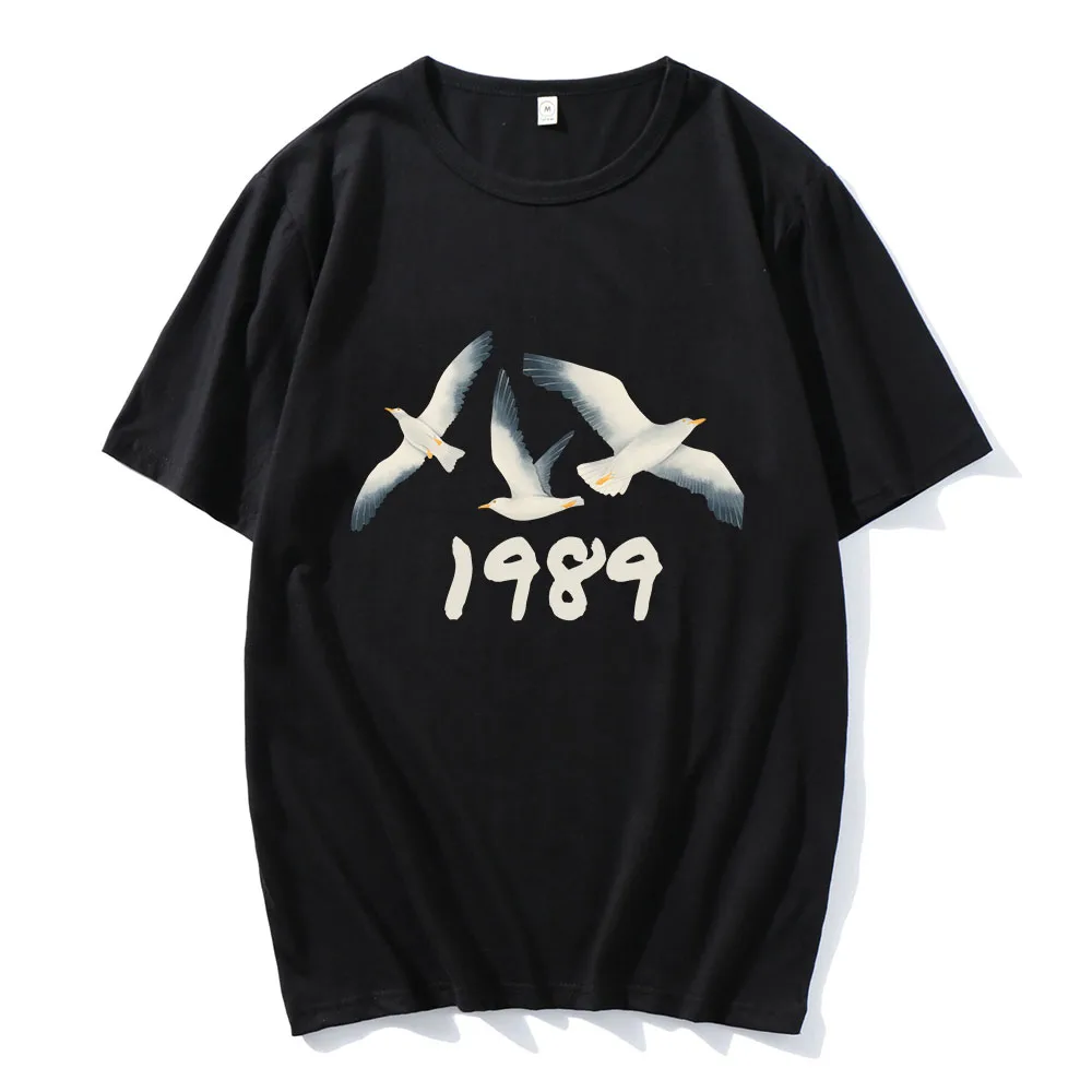 Taylor Swift - 1989 Essential Swiftie T-shirt