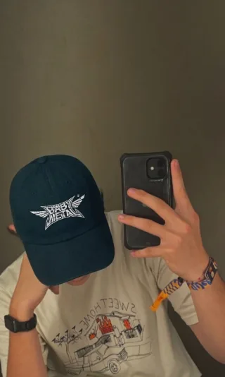 Customer wearing Babymetal cap