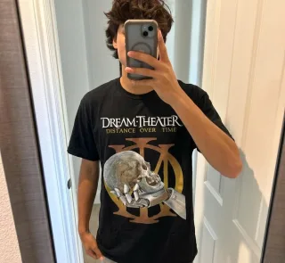 Customer wearing Dream Theater t-shirt